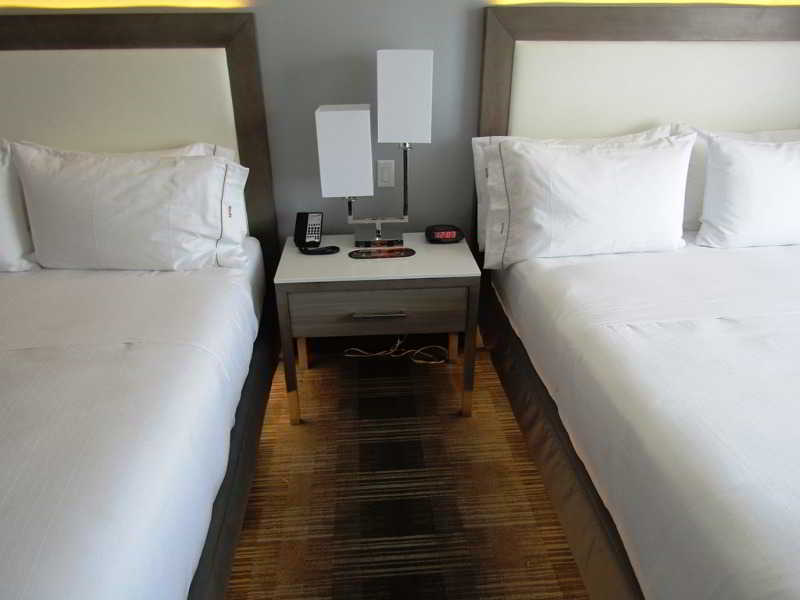 Holiday Inn Express & Suites San Diego - Mission Valley By Ihg Extérieur photo