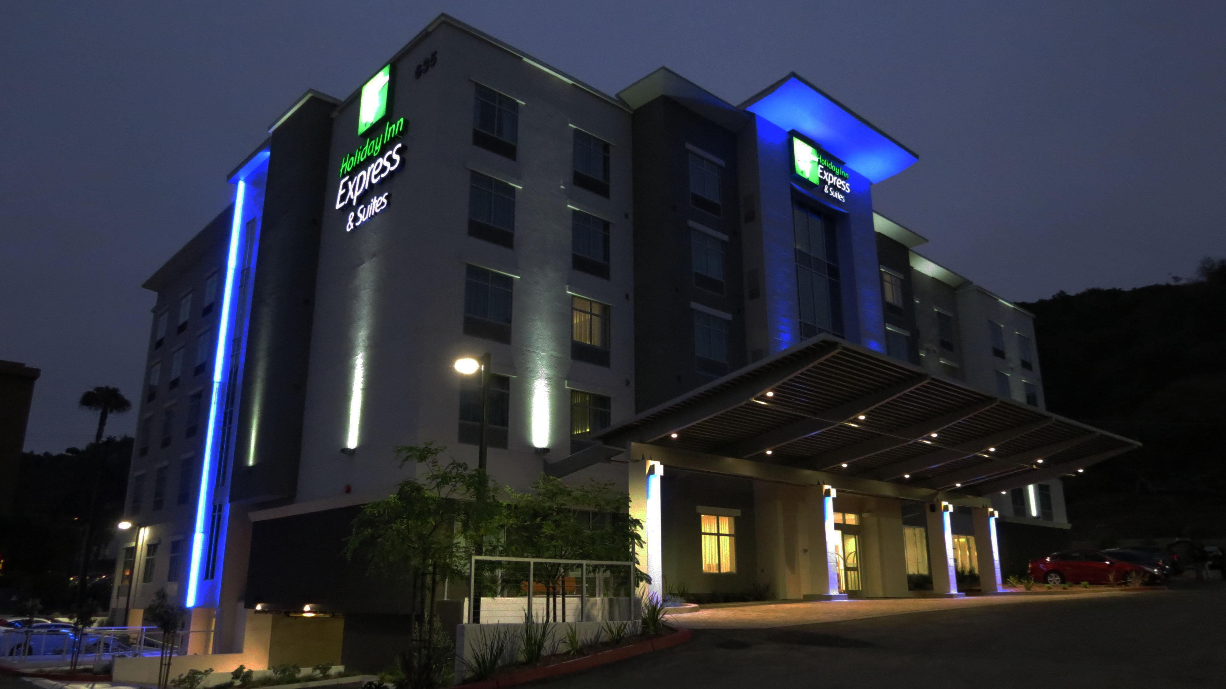Holiday Inn Express & Suites San Diego - Mission Valley By Ihg Extérieur photo
